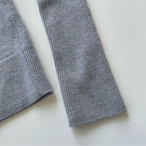 Aritzia Wilfred Gray Grey Roll neck Semi Cropped Merino Wool Sweater Size Small* - Picture 4 of 8